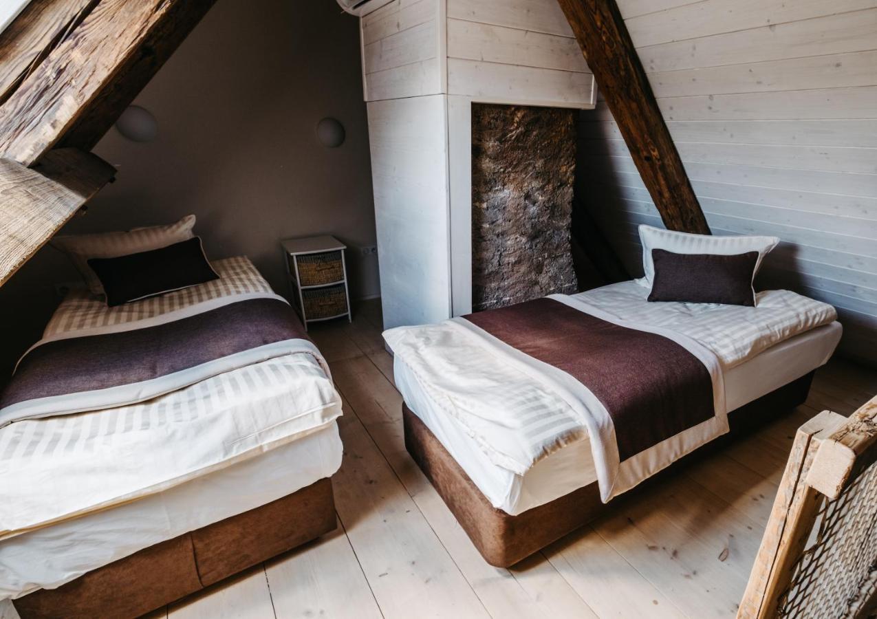 Boutique Hotel Corso Řevnice Buitenkant foto