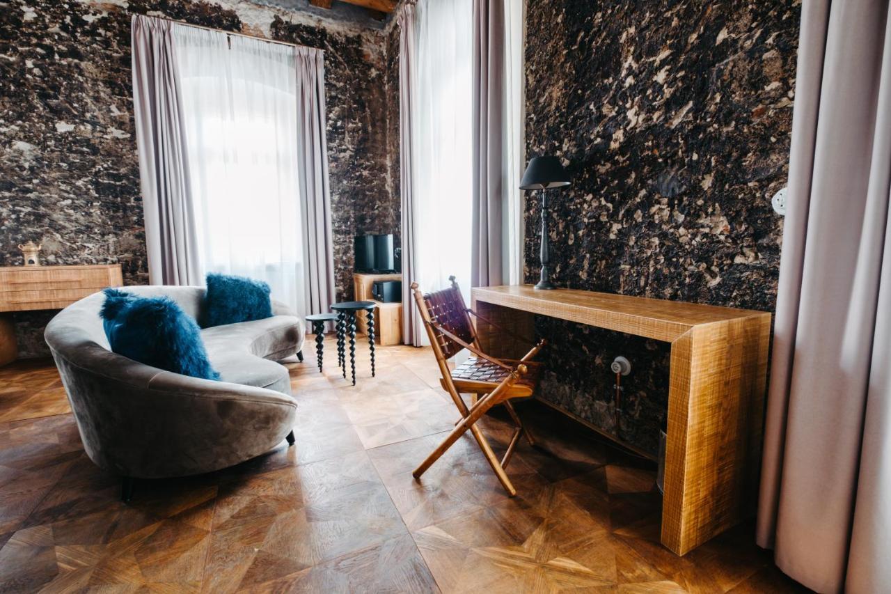 Boutique Hotel Corso Řevnice Buitenkant foto